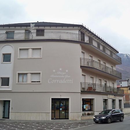 Albergo Corradetti Castel Di Sangro Ngoại thất bức ảnh