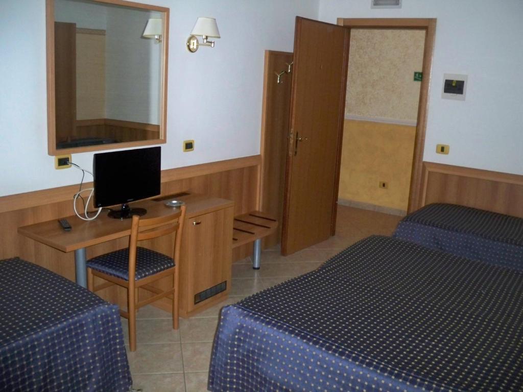 Albergo Corradetti Castel Di Sangro Phòng bức ảnh