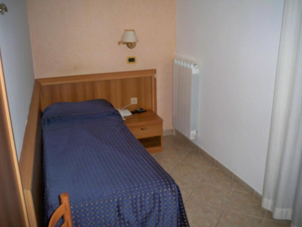 Albergo Corradetti Castel Di Sangro Phòng bức ảnh