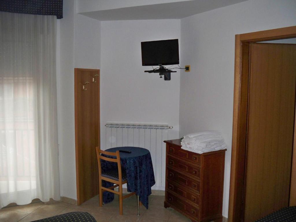 Albergo Corradetti Castel Di Sangro Phòng bức ảnh